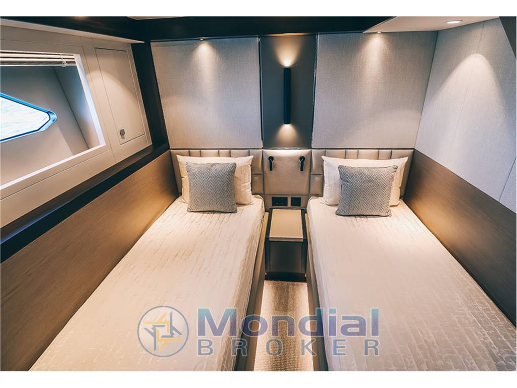 Sunseeker Manhattan 68