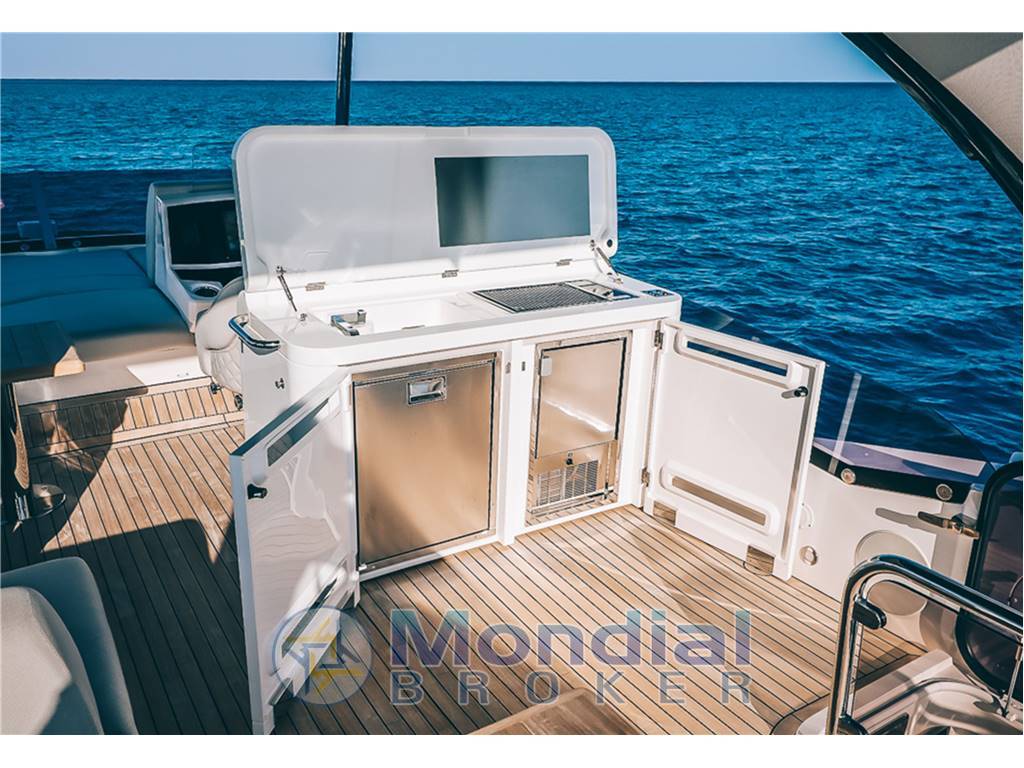 Sunseeker Manhattan 68