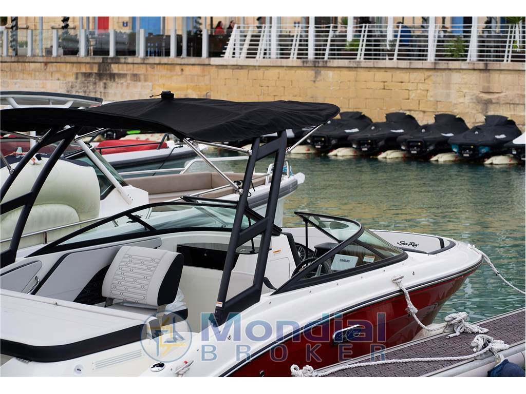 Sea Ray SPX190
