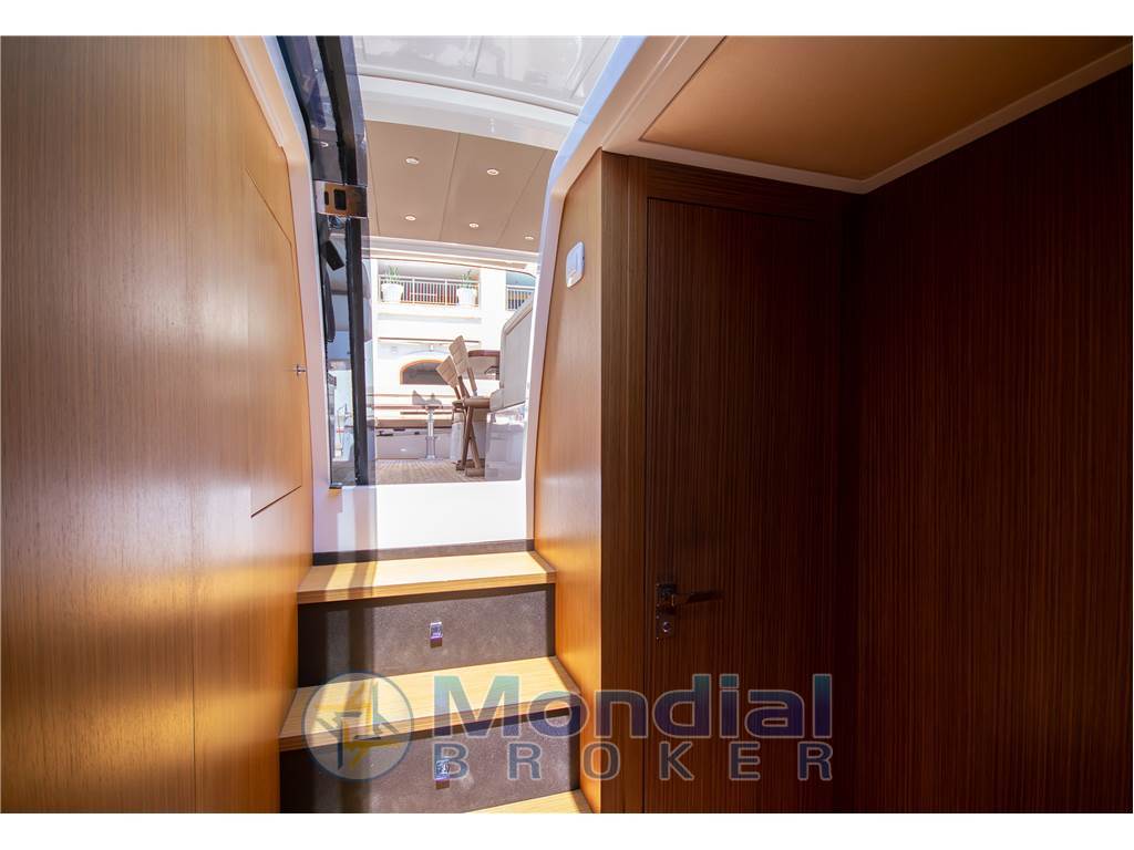 Azimut Atlantis 50