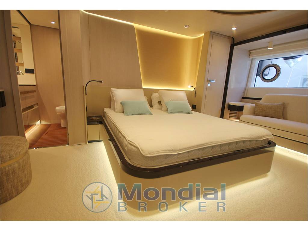 Azimut 78