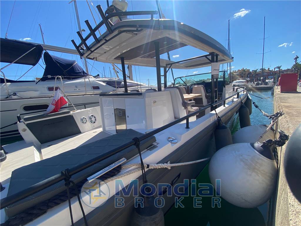 Axopar 36 Sun Top