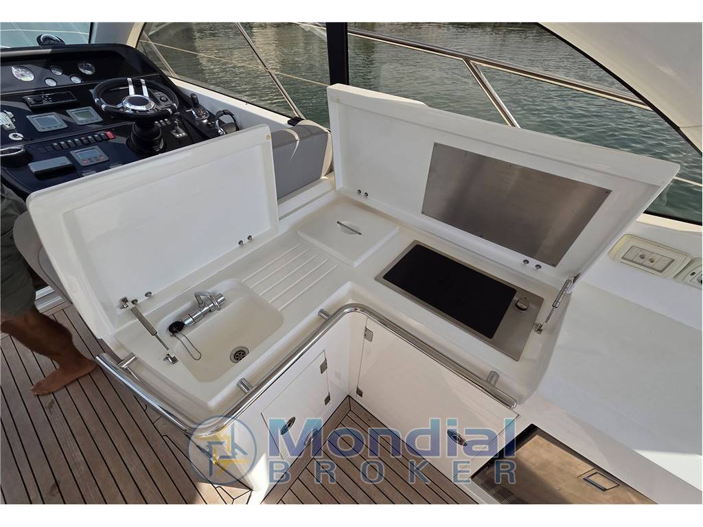 Sunseeker Portofino 48