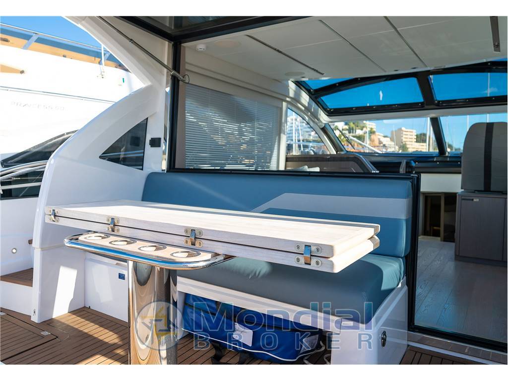Sunseeker Predator 55 EVO