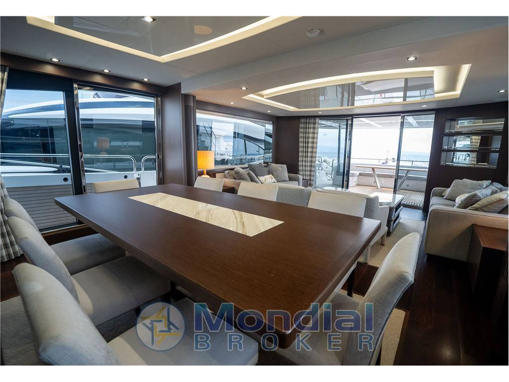 Sunseeker 86 Yacht