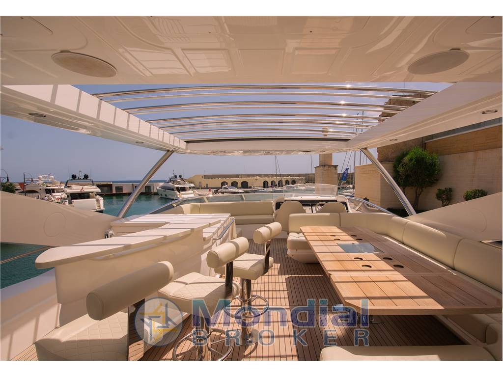 Sunseeker 86 Yacht