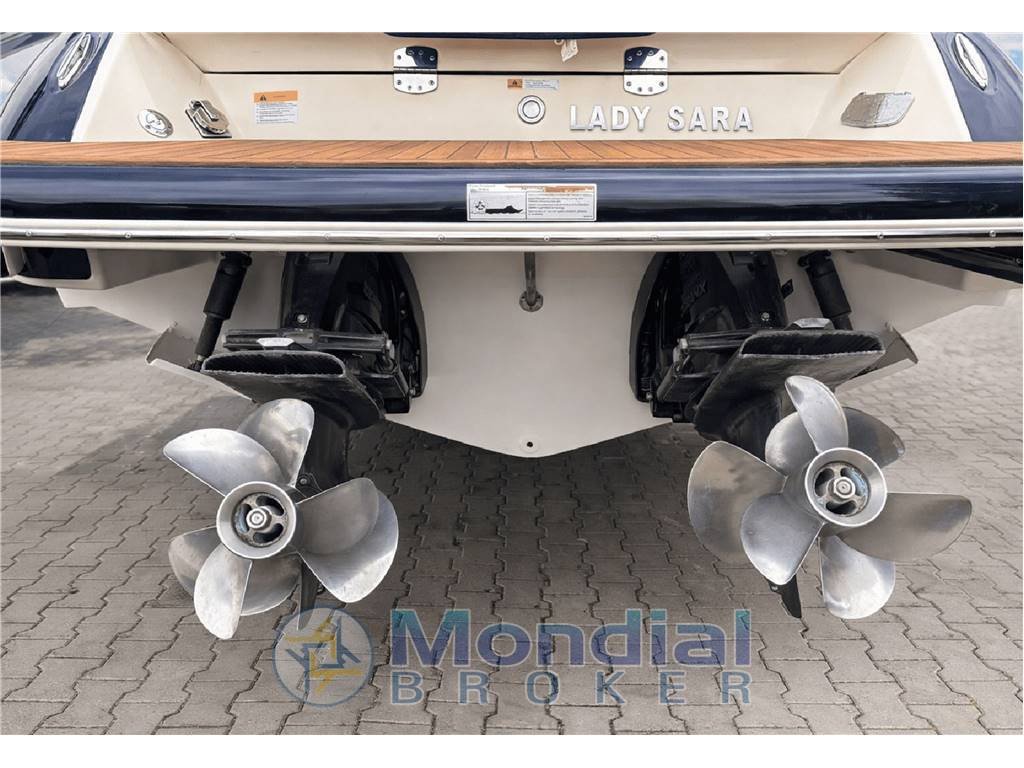 Chris-Craft Launch 34