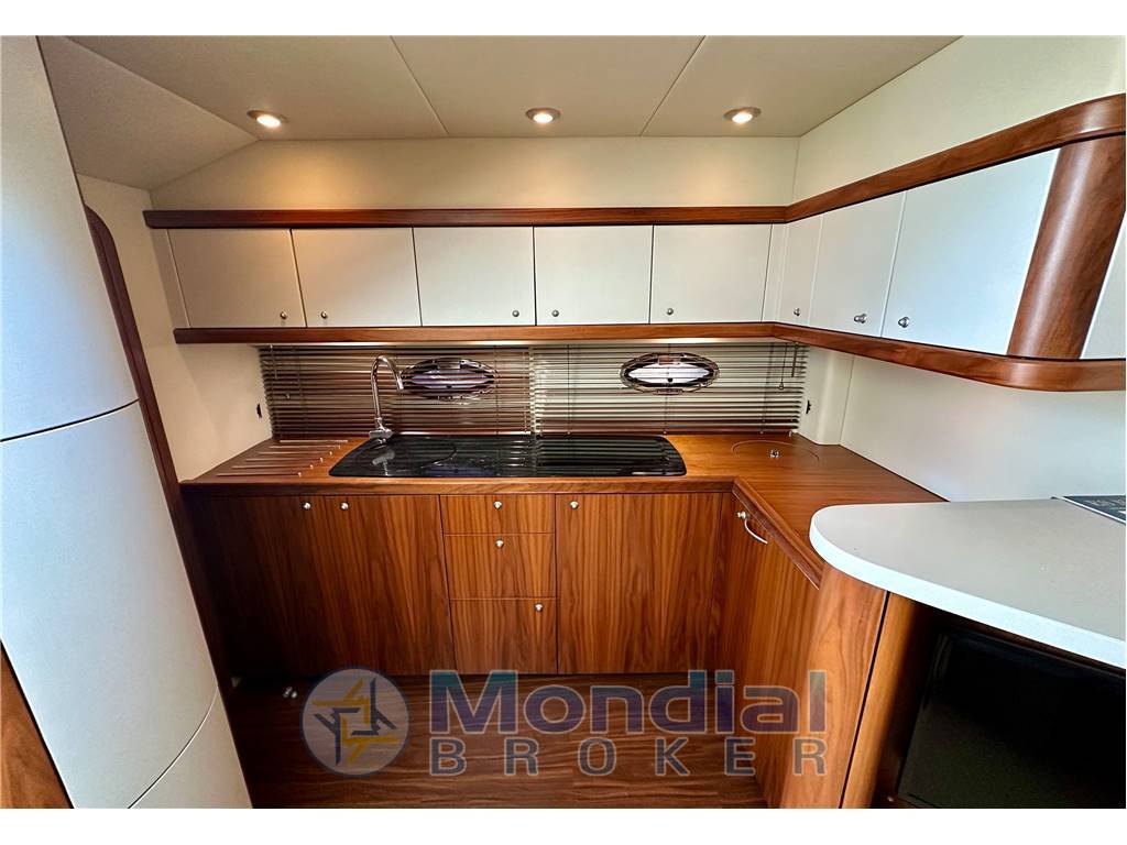 Sunseeker Portofino 47