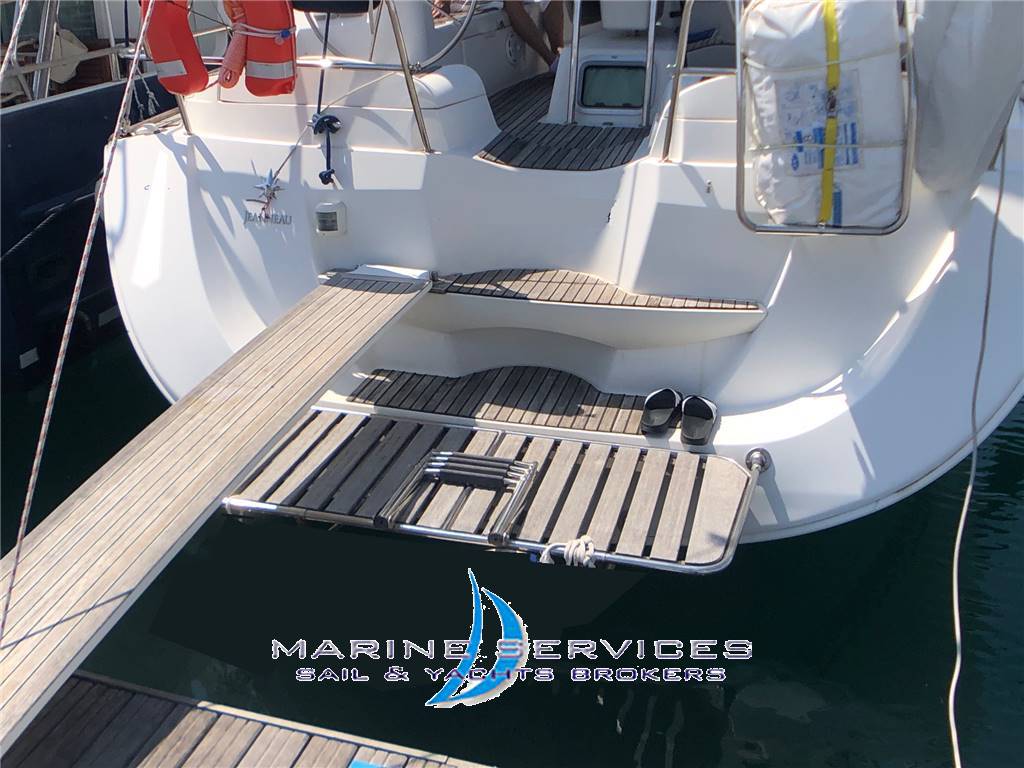 JEANNEAU 42 dS