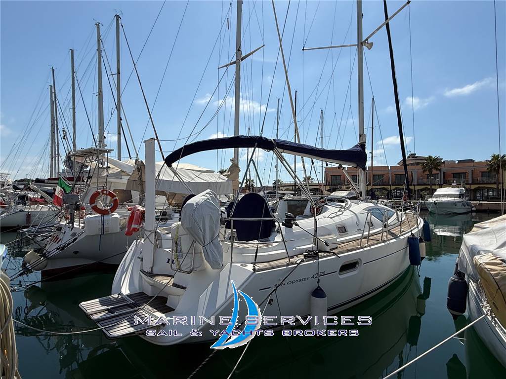 JEANNEAU 42 dS