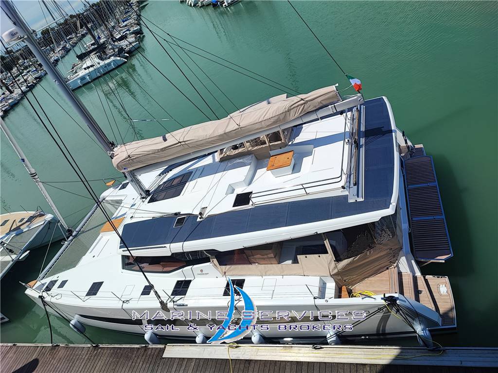 Fountaine Pajot Aura 51
