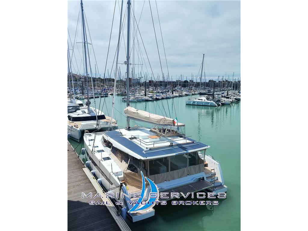 Fountaine Pajot Aura 51