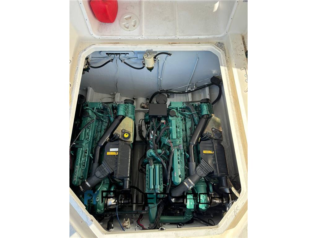 Cranchi Endurance 39