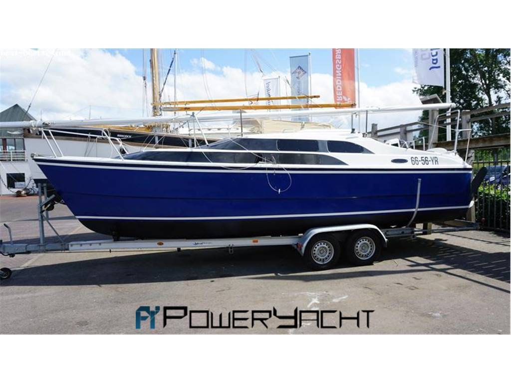 MacGregor 26M