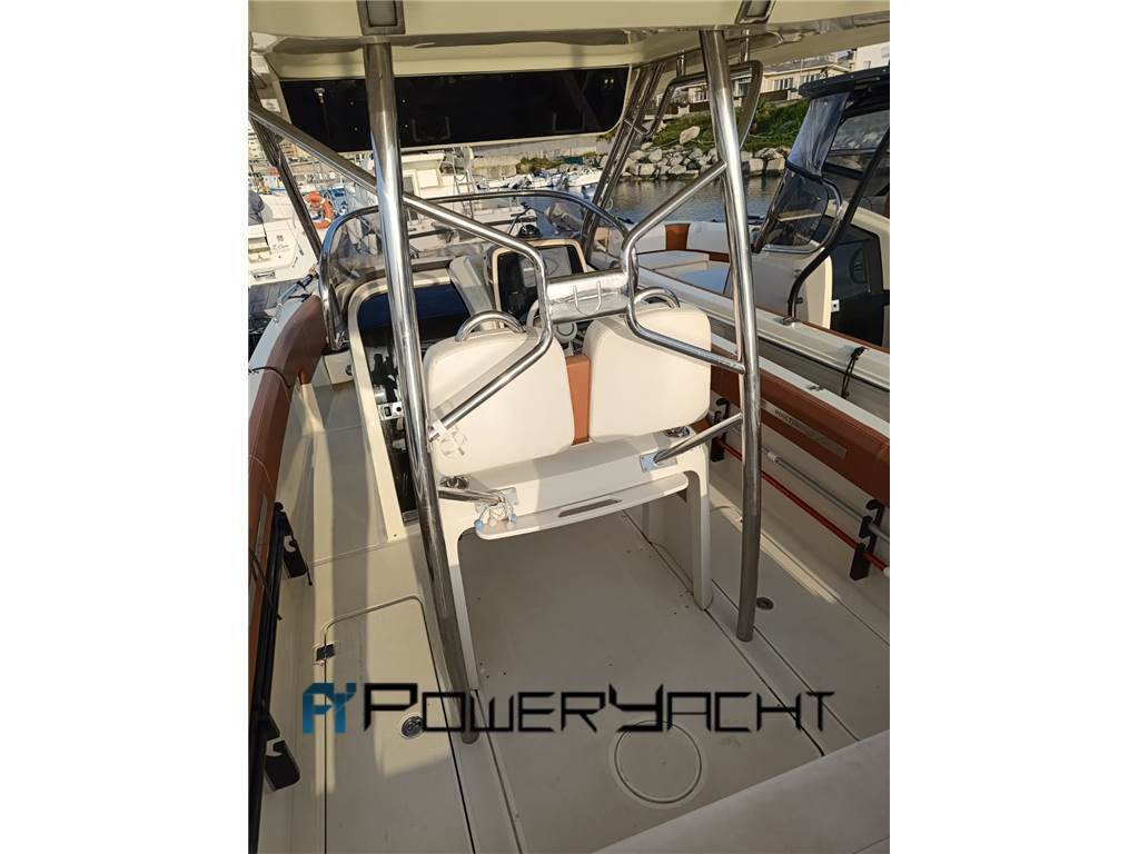 Invictus FX270