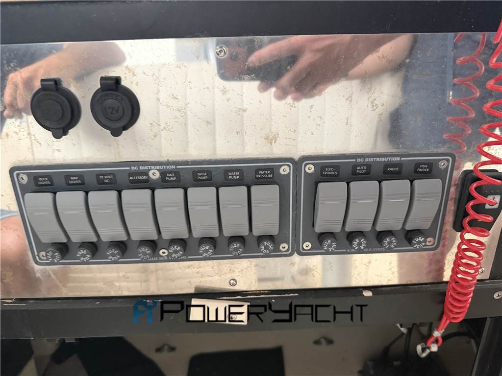 Mako 221