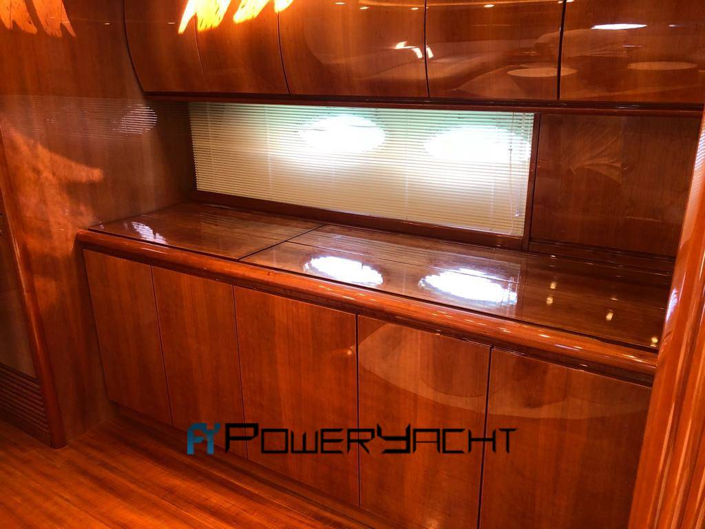 Pershing 54