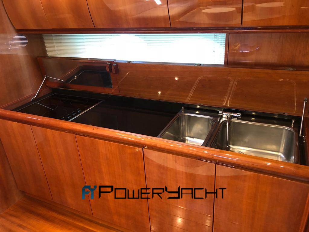Pershing 54