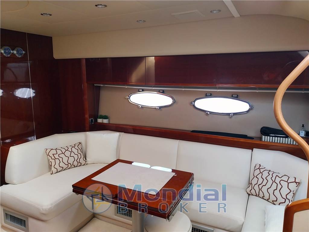 PRINCESS YACHTS V45