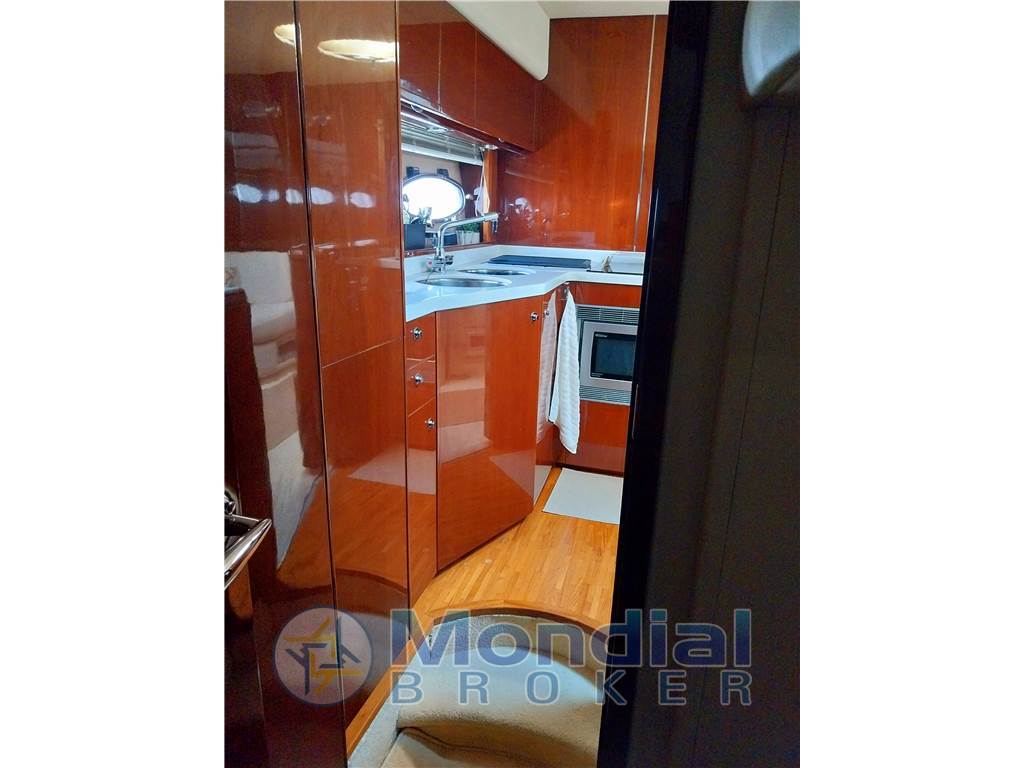 PRINCESS YACHTS V45