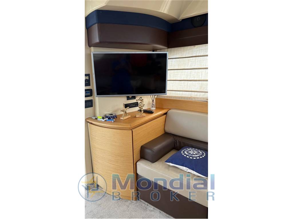 AZIMUT YACHTS 43