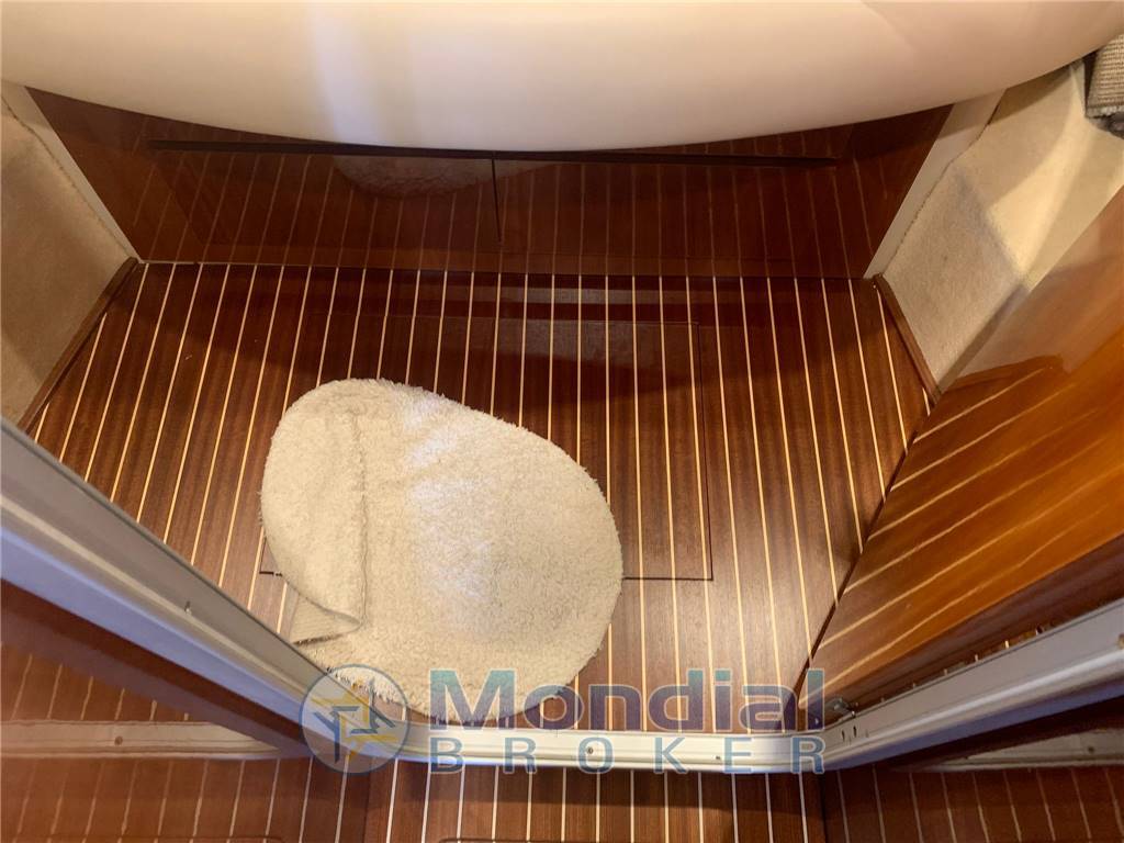 AZIMUT YACHTS 43