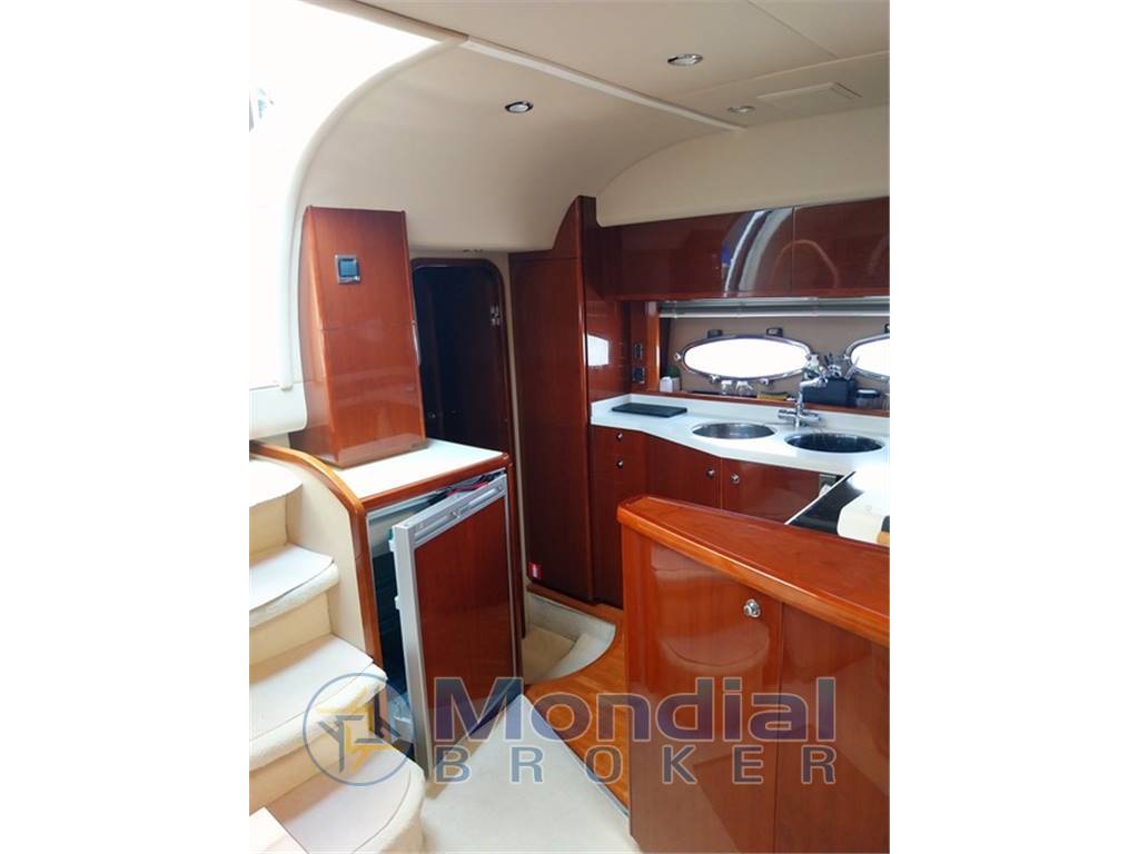 PRINCESS YACHTS V45