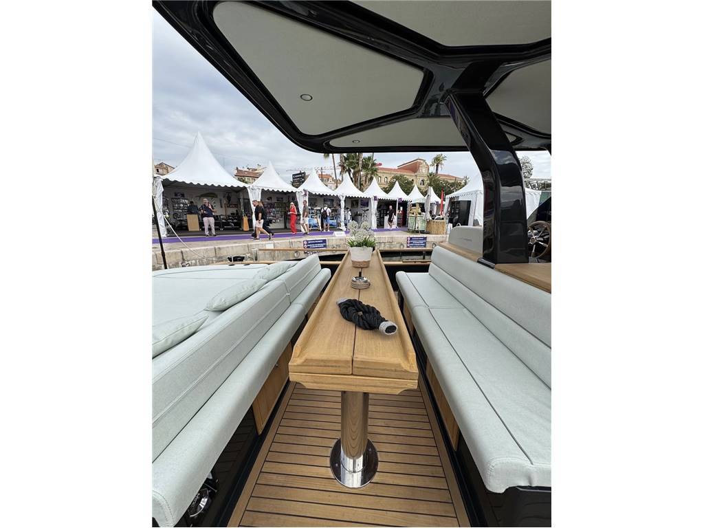 NAUTICA ESPOSITO POSITANO 38 OPEN