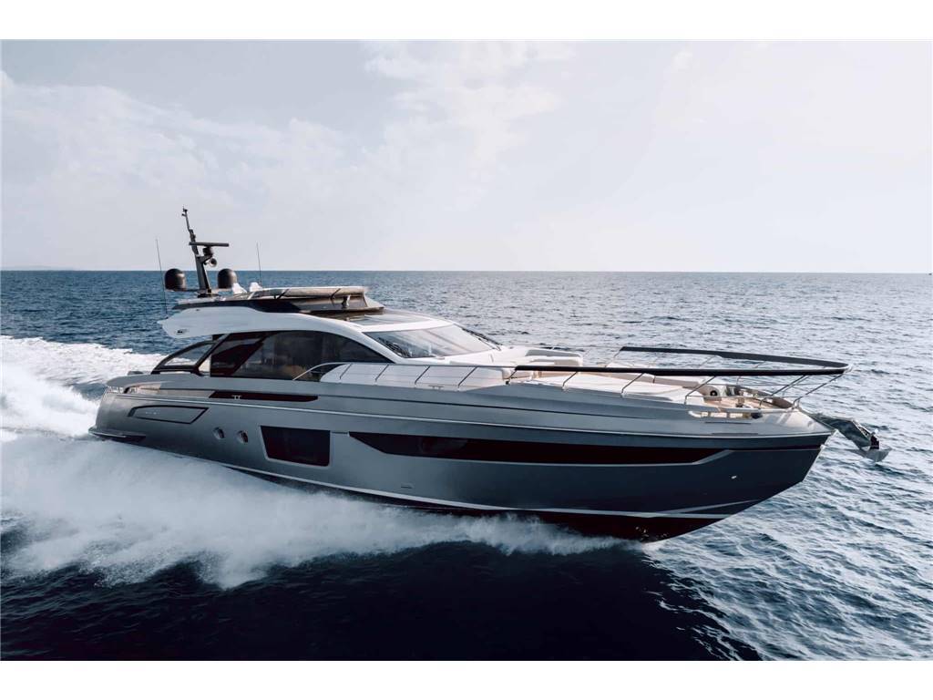 AZIMUT YACHTS 2021