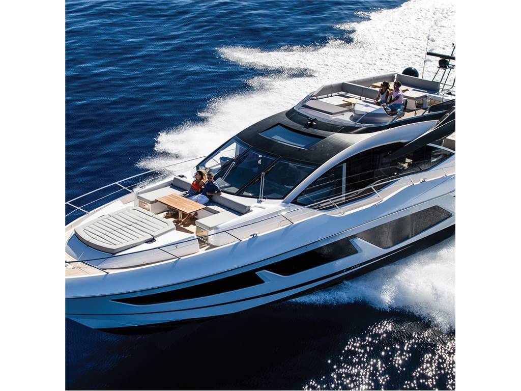 SUNSEEKER 74 SPORT YACHT