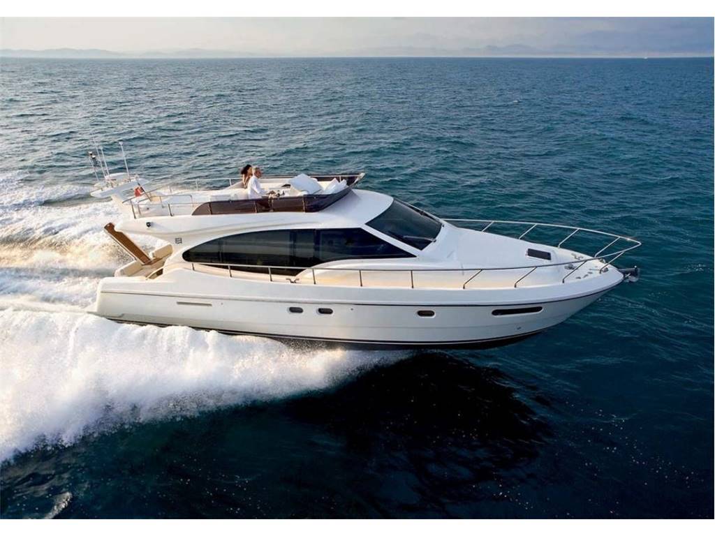 FERRETTI YACHTS FERRETTI 470