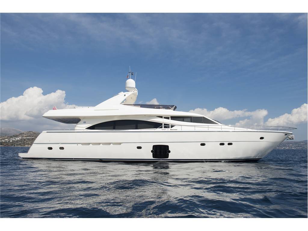 FERRETTI YACHTS FERRETTI 830