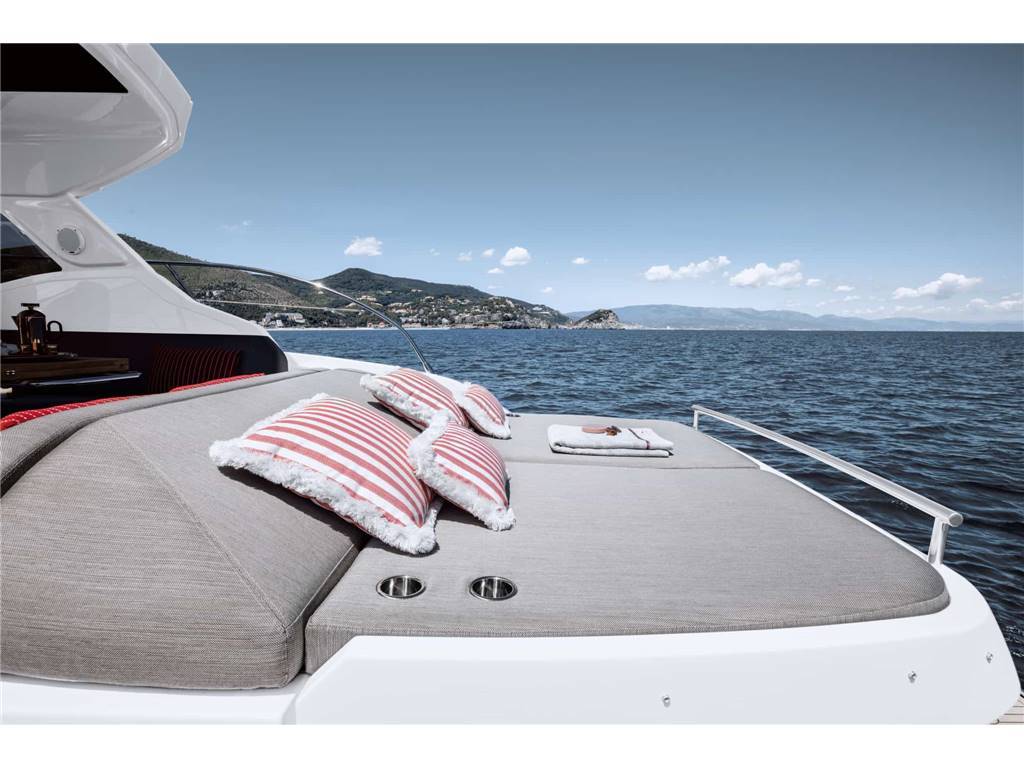 AZIMUT YACHTS AZIMUT ATLANTIS 45