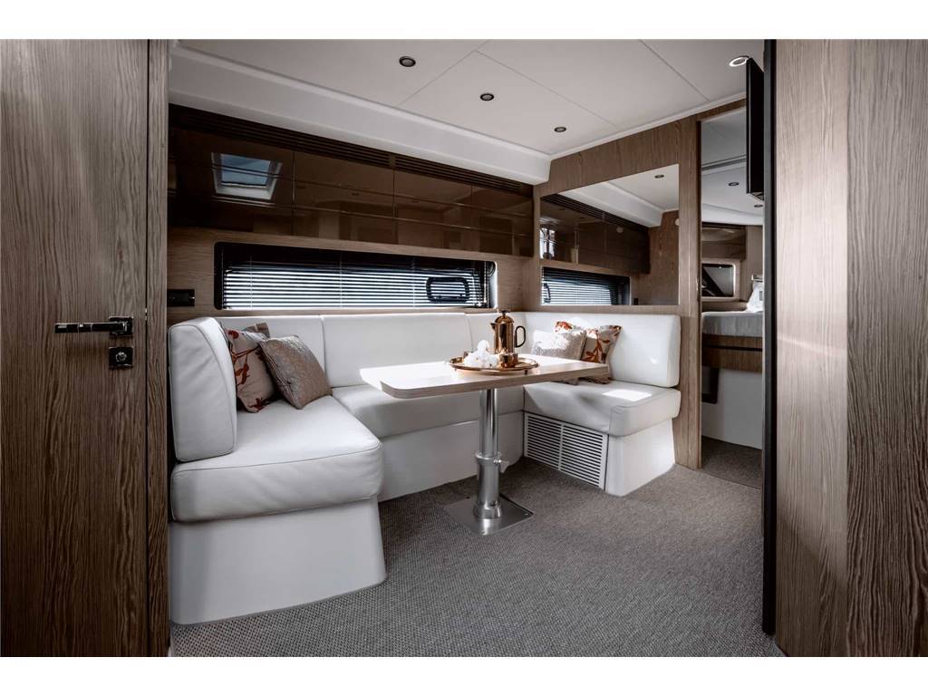 AZIMUT YACHTS AZIMUT ATLANTIS 45