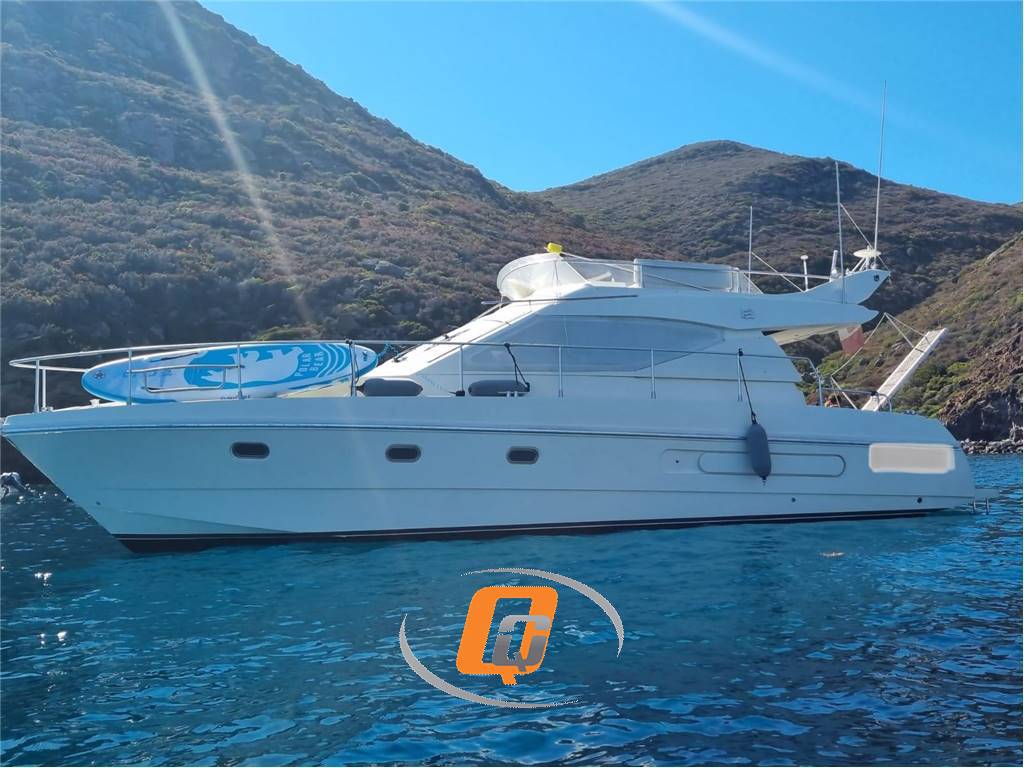 FERRETTI 120 FLY