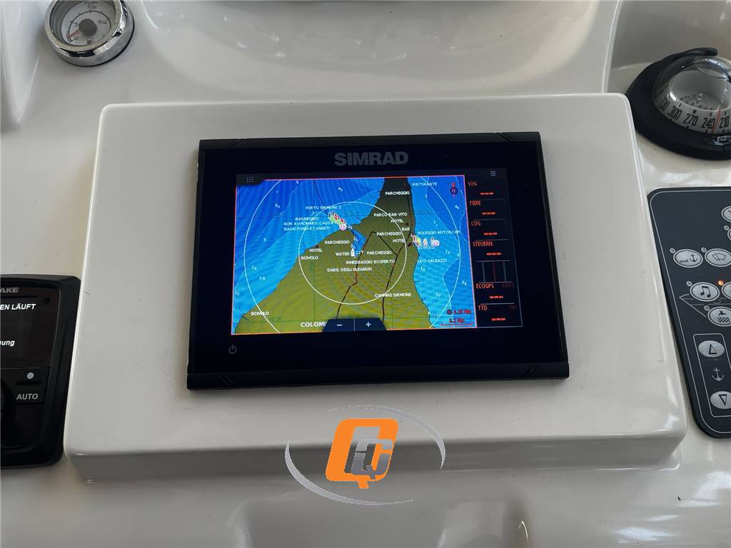 BAVARIA YACHTS 28 OPEN