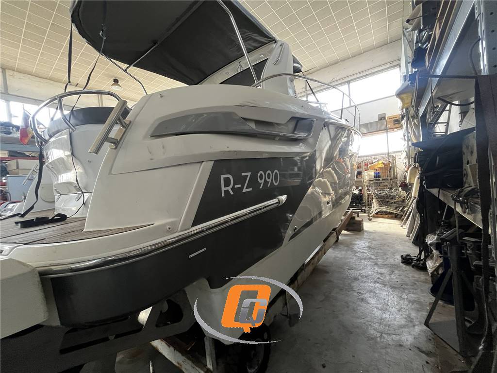 BAVARIA YACHTS 28 OPEN