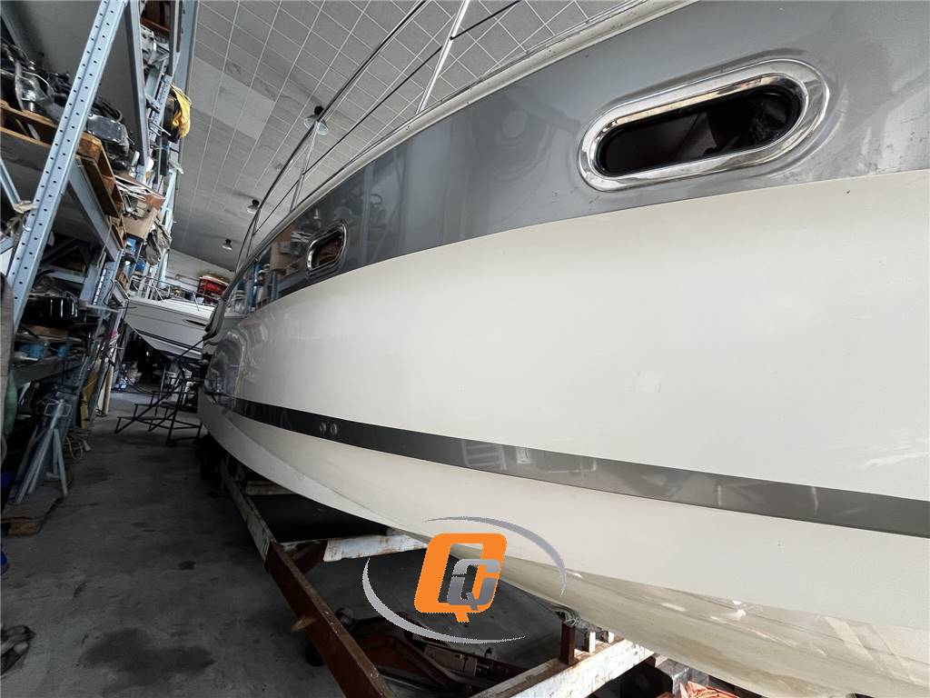BAVARIA YACHTS 28 OPEN