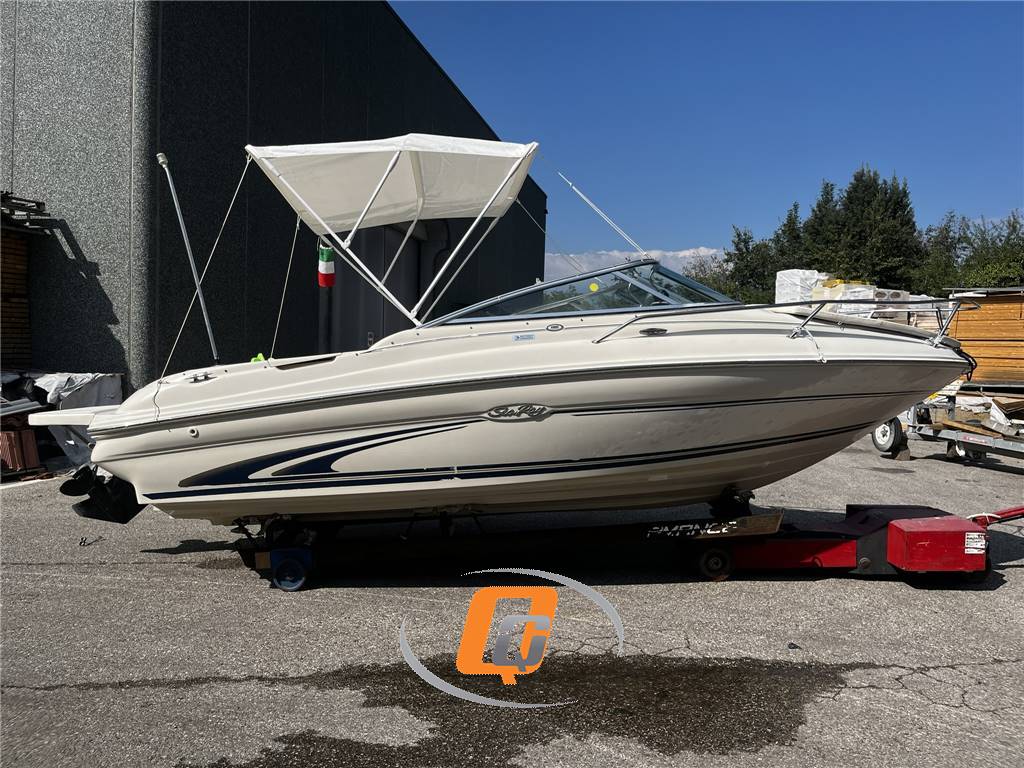 SEA RAY 190 CUDDY CABIN