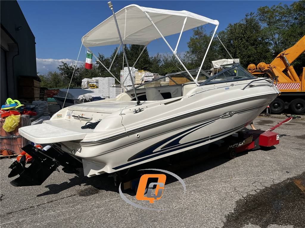 SEA RAY 190 CUDDY CABIN