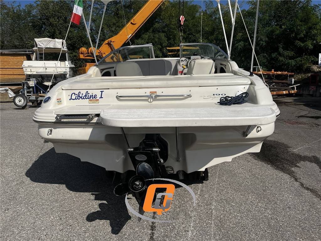 SEA RAY 190 CUDDY CABIN