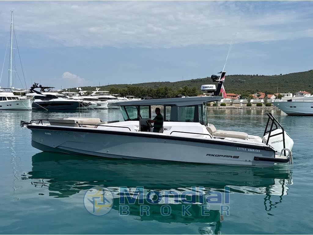 Axopar 29 XC Cross Cabin