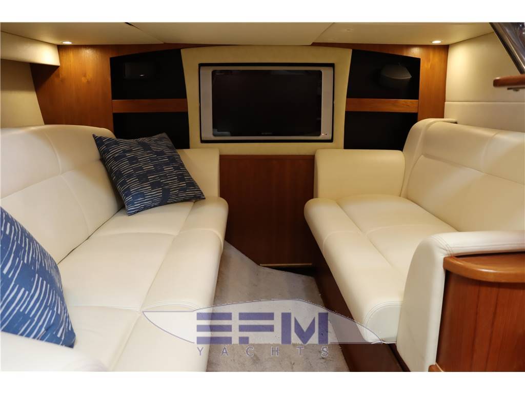 TIARA 3900