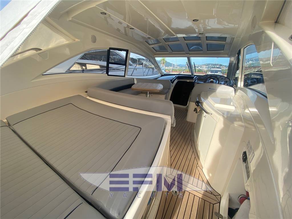 ABSOLUTE 47 HT