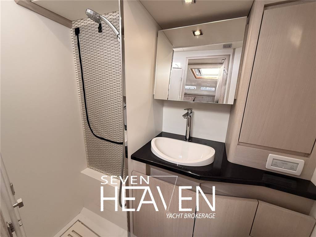 Solaris Yachts Solaris 50