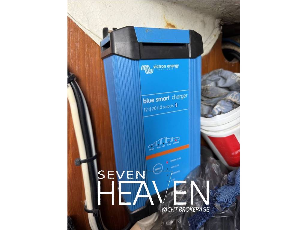 Cantiere del Pardo Grand Soleil 343