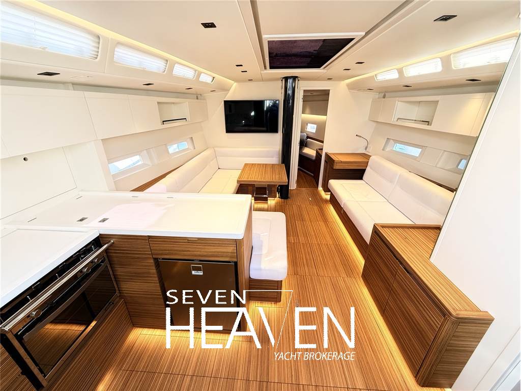 Cantiere del Pardo Grand Soleil 48