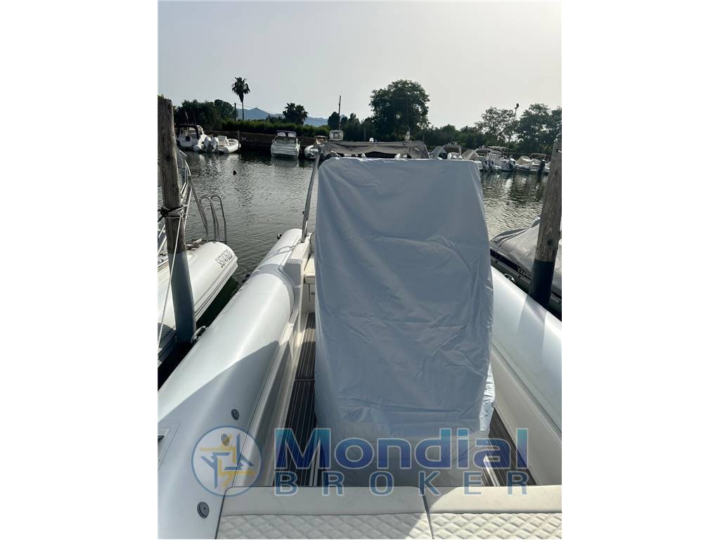 MARINE CLUB SEACLUB 27'