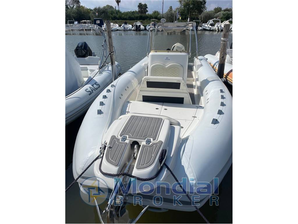 MARINE CLUB SEACLUB 27'