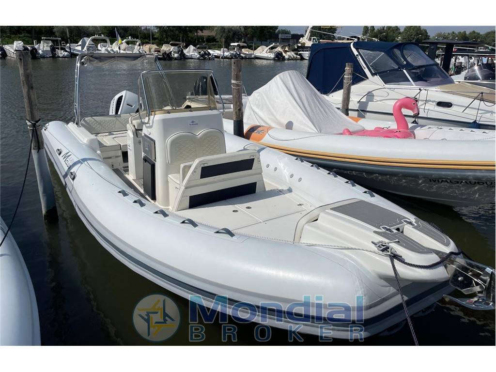 MARINE CLUB SEACLUB 27'